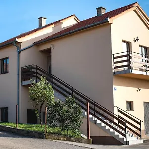 zadar-zadar-23000.hotelinzadar.com/