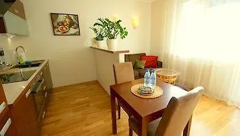 Irs Royal Apartments Apartamenty Irs Copernicus 格但斯克